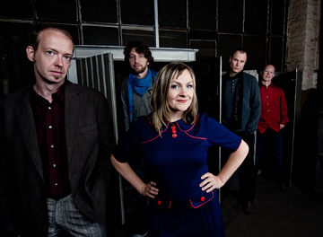 neoegene band